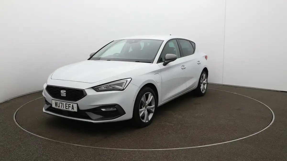 2021-seat-leon-14-e-hybrid-fr-hatchback-big-36