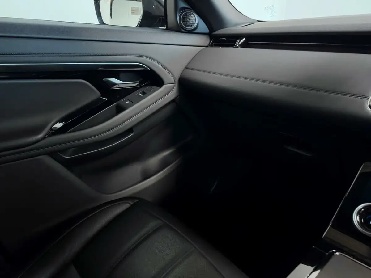 2021-land-rover-range-rover-evoque-20-d200-r-dynamic-se-big-44