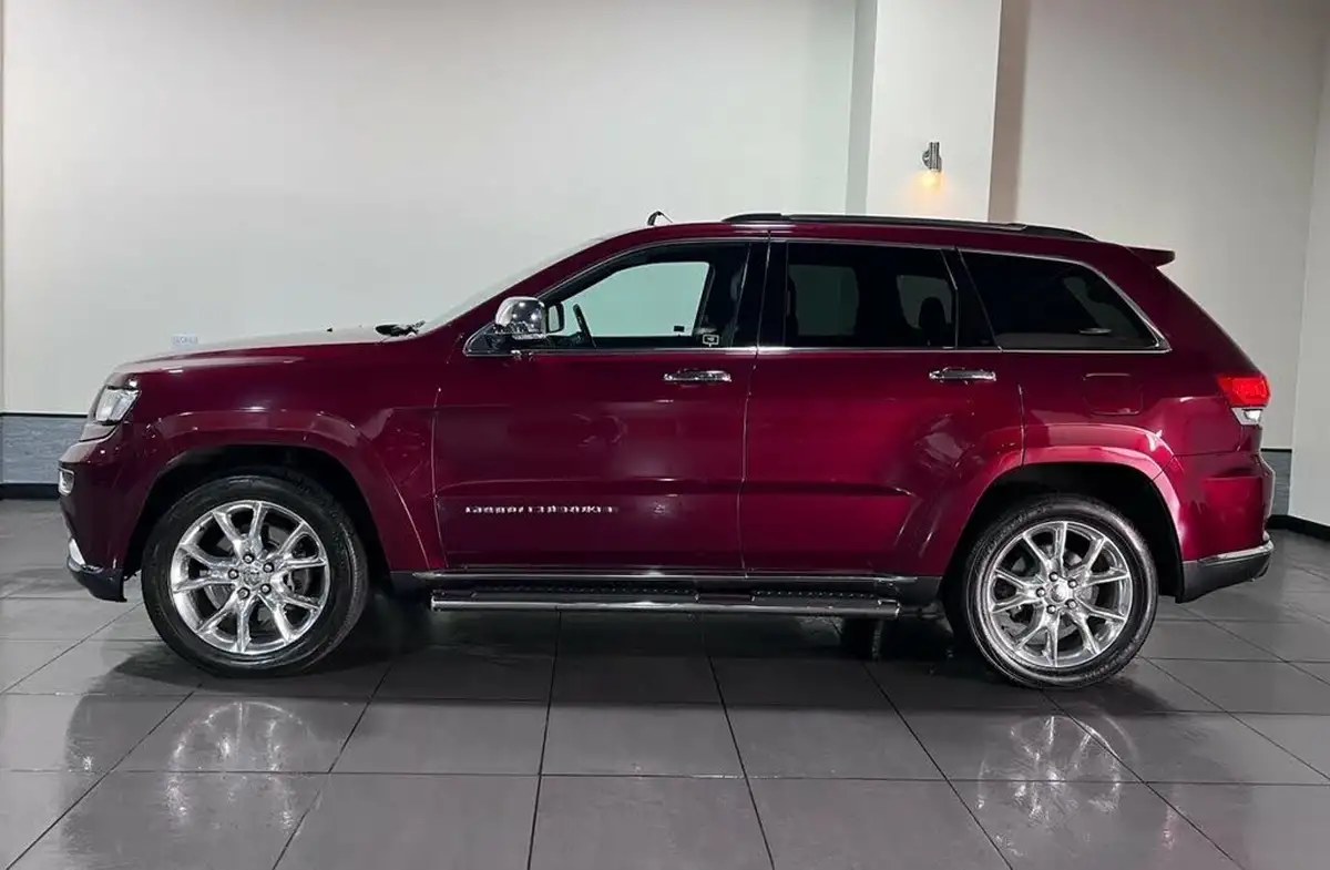 2017-jeep-grand-cherokee-30crd-summit-big-3