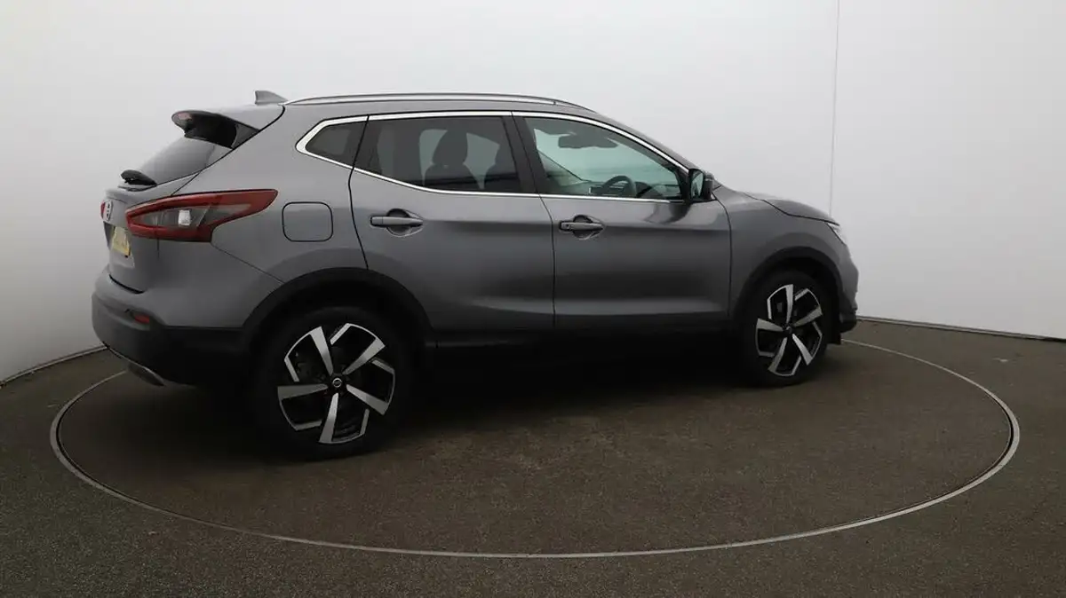 2019-nissan-qashqai-13-dig-t-tekna-160ps-dct-big-52