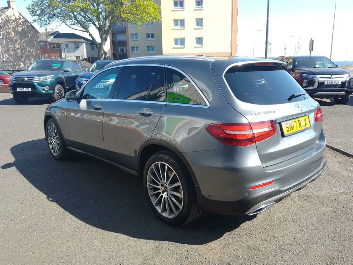 2017-mercedes-benz-glc-class-30-d-glc350d-amg-line-premium-plusss-station-wagon-5d-big-12