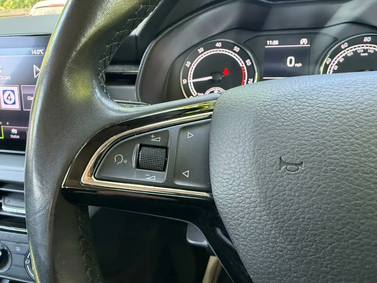 2020-skoda-kamiq-10-tsi-se-115ps-big-15