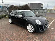 2017 MINI Cooper 1.5 Cooper (s/s) Hatchback 5d