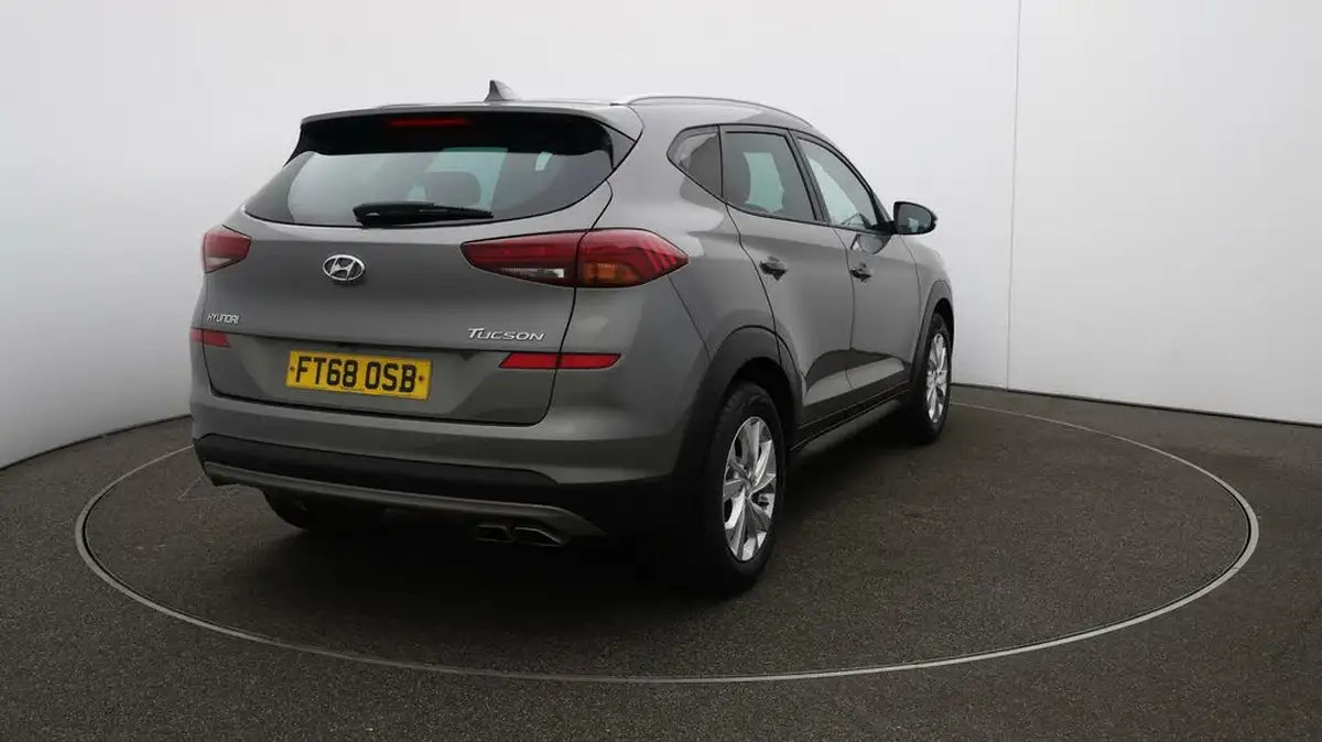 2019-hyundai-tucson-16-t-gdi-se-nav-dct-big-54