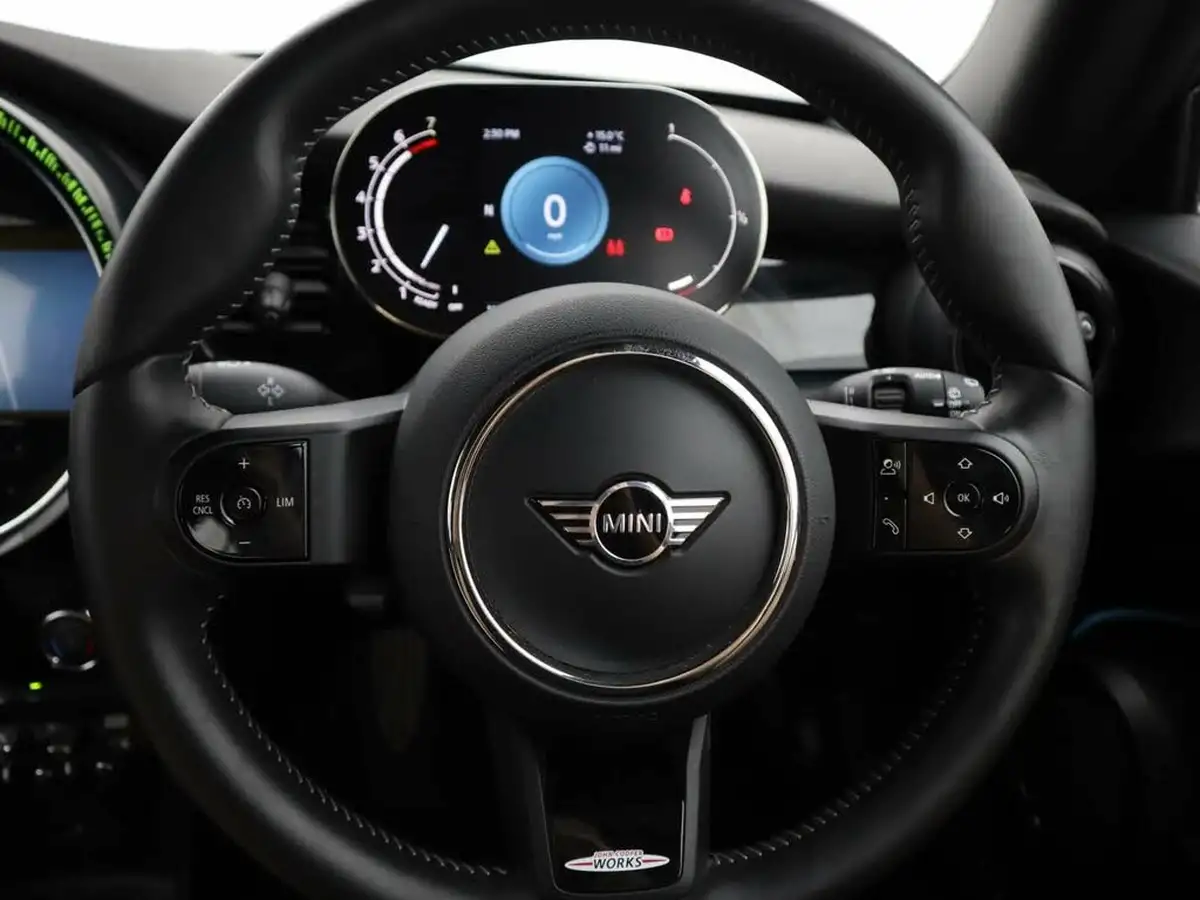 2022-mini-cooper-20-cooper-s-sport-hatchback-3d-big-28