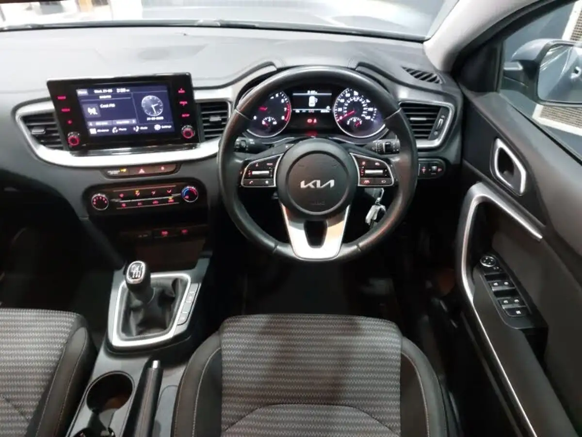 2023-kia-xceed-15-t-gdi-2-158bhp-big-6