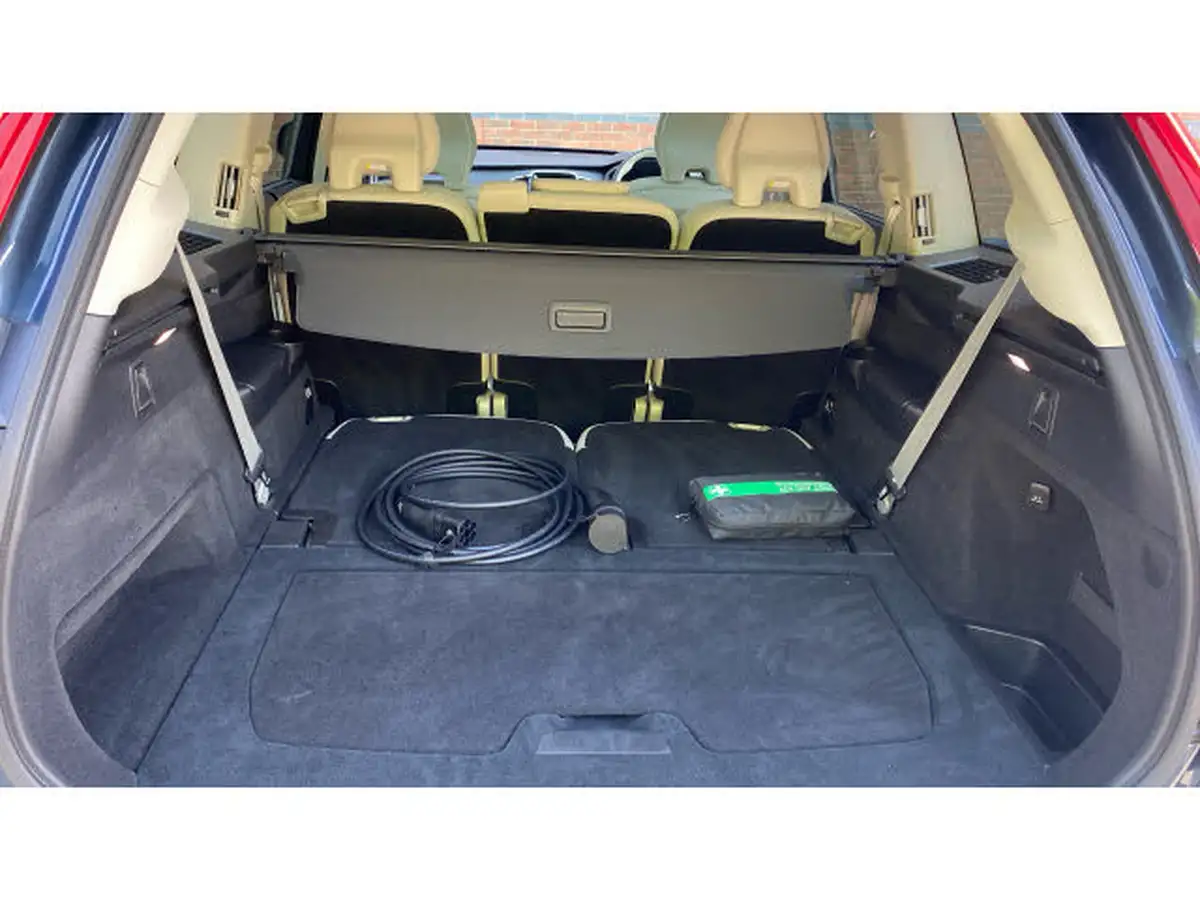 2024-volvo-xc90-20-t8-plus-big-16