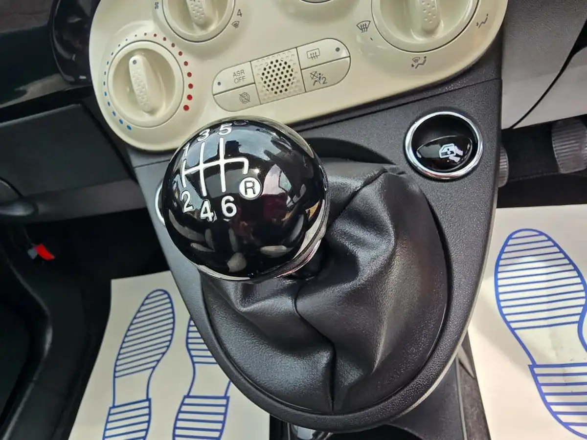 2021-fiat-500-10-dolcevita-big-21