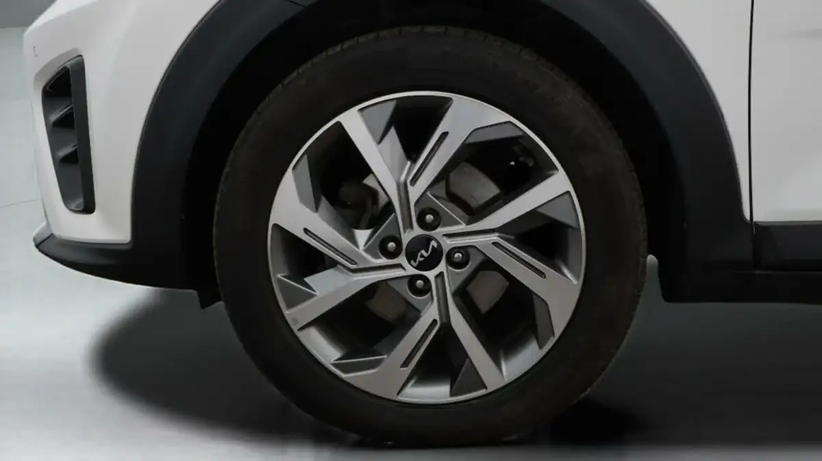 2023-kia-stonic-10-t-gdi-gt-line-s-118bhp-dct-big-18