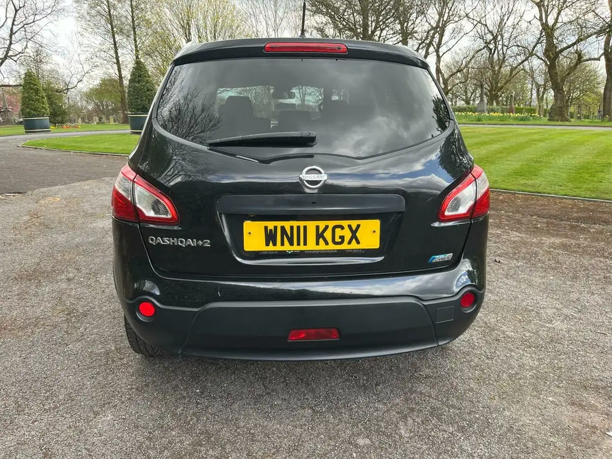 2011-nissan-qashqai2-15td-n-tec-big-65