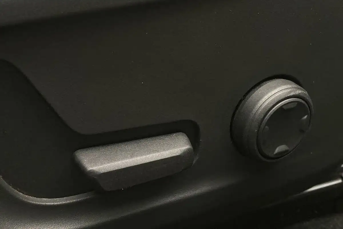 2021-polestar-polestar-2-e-ps2-300kw-long-dual-hatchback-big-32