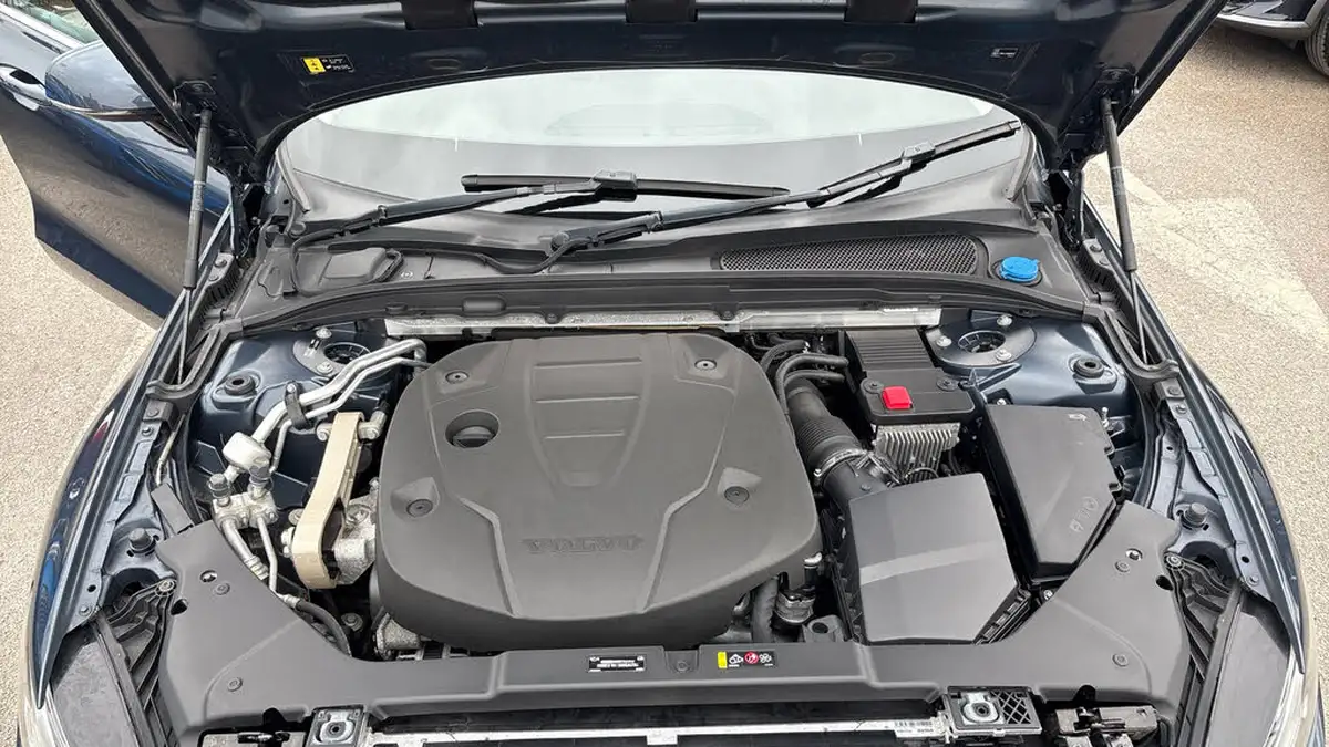 2018-volvo-v60-20td-d4-inscription-geartronic-big-17