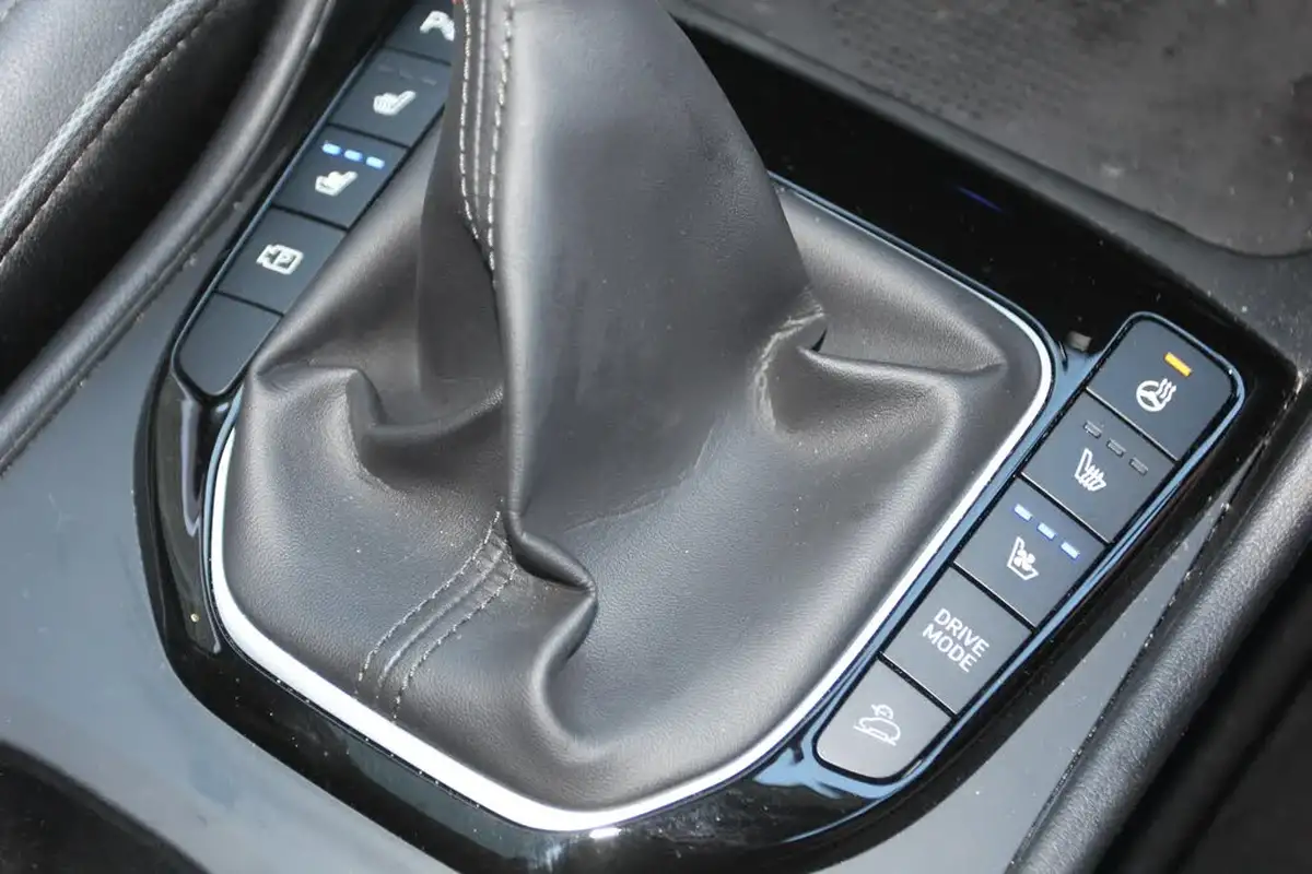 2023-hyundai-tucson-16-t-gdi-ultimate-150ps-big-30