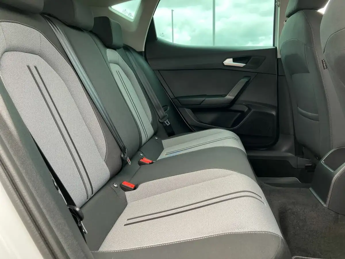 2020-seat-leon-10-tsi-evo-se-dynamic-big-35