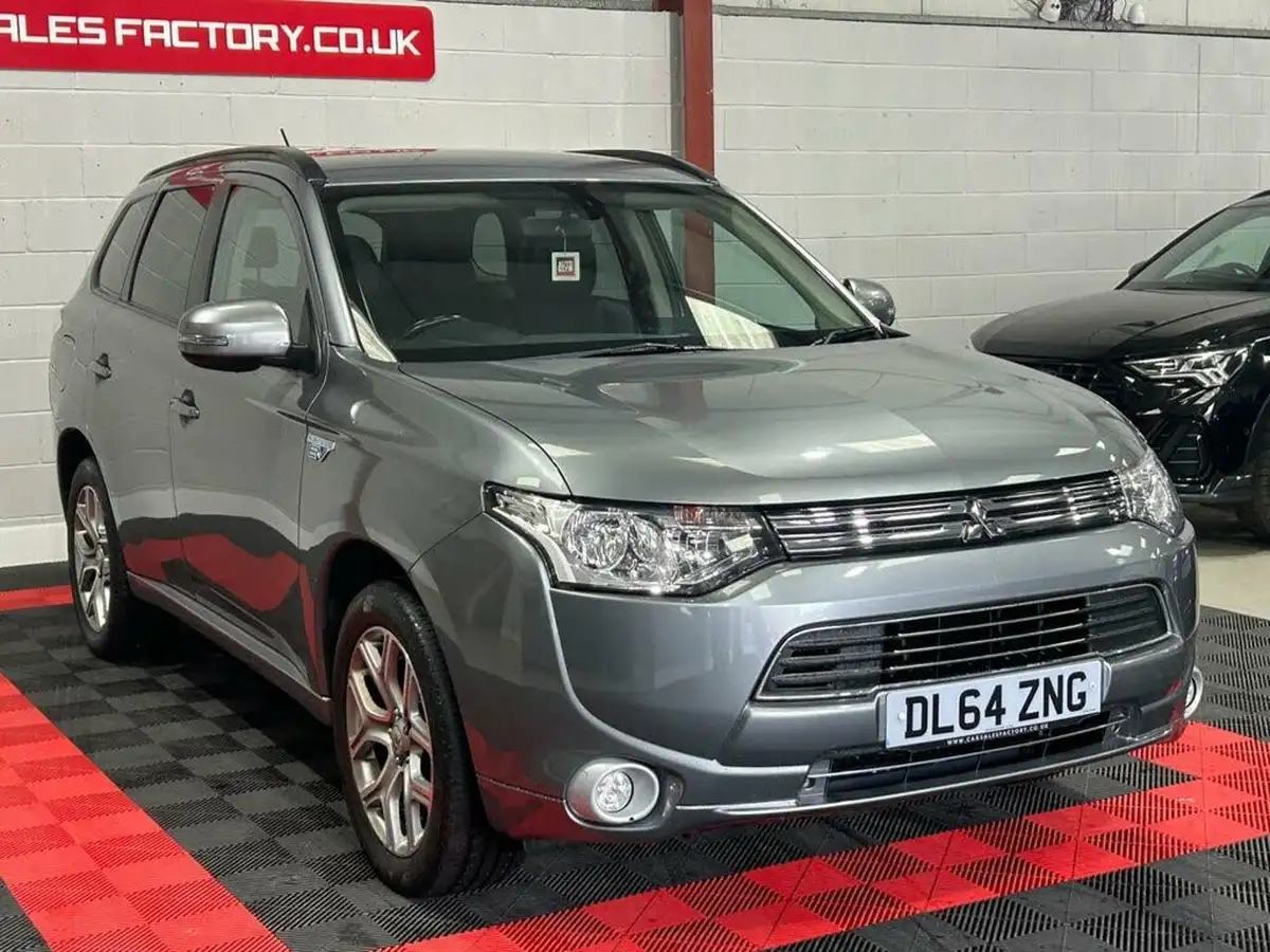 2015-mitsubishi-outlander-20-gx3h-5st-big-1