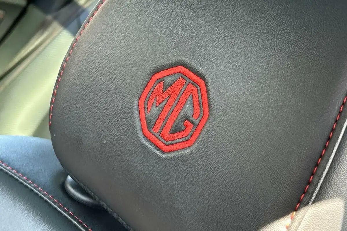 2022-mg-zs-suv-10t-gdi-exclusive-big-27