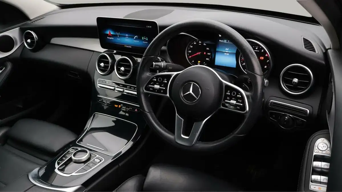 2019-mercedes-benz-c-class-15-c200-sport-ss-saloon-4d-big-8
