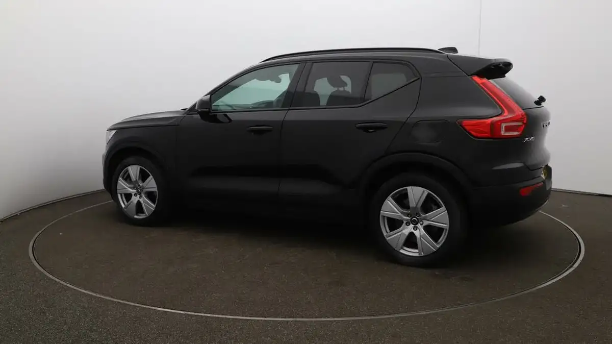 2021-volvo-xc40-e-twin-recharge-big-46