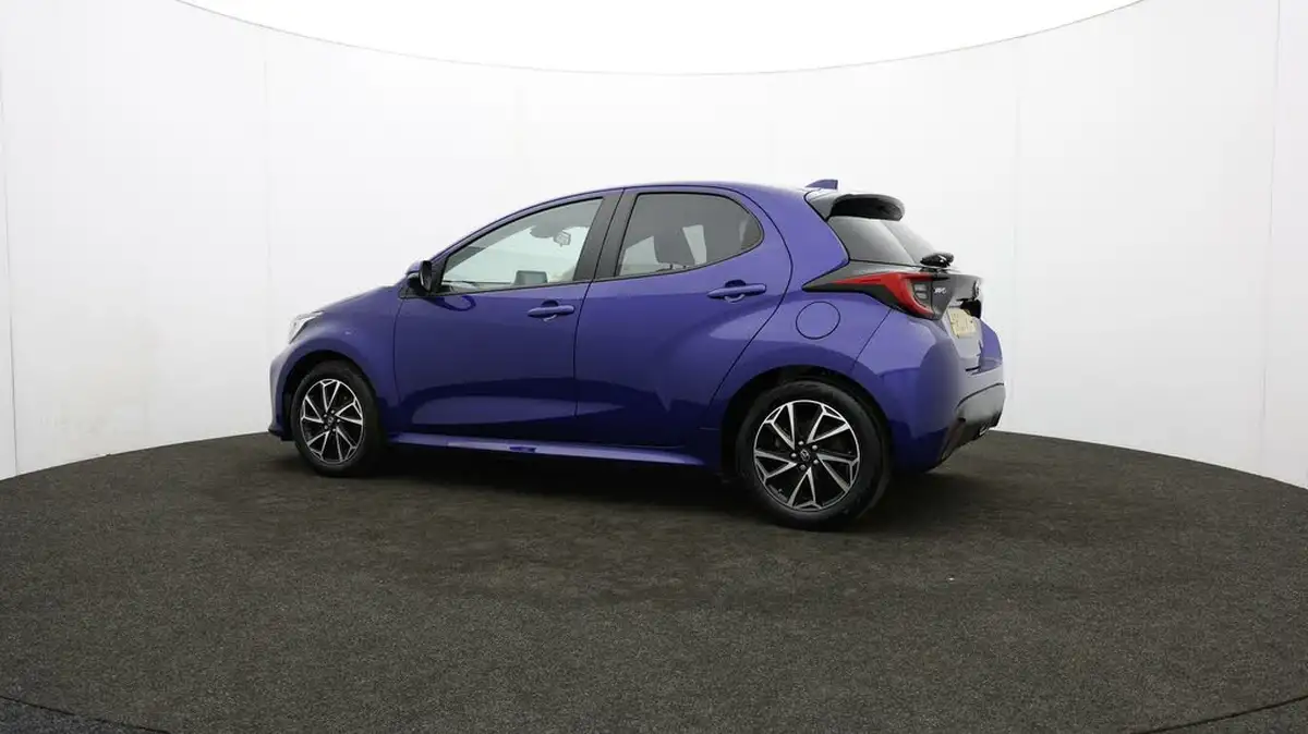 2022-toyota-yaris-15-vvt-i-design-big-74