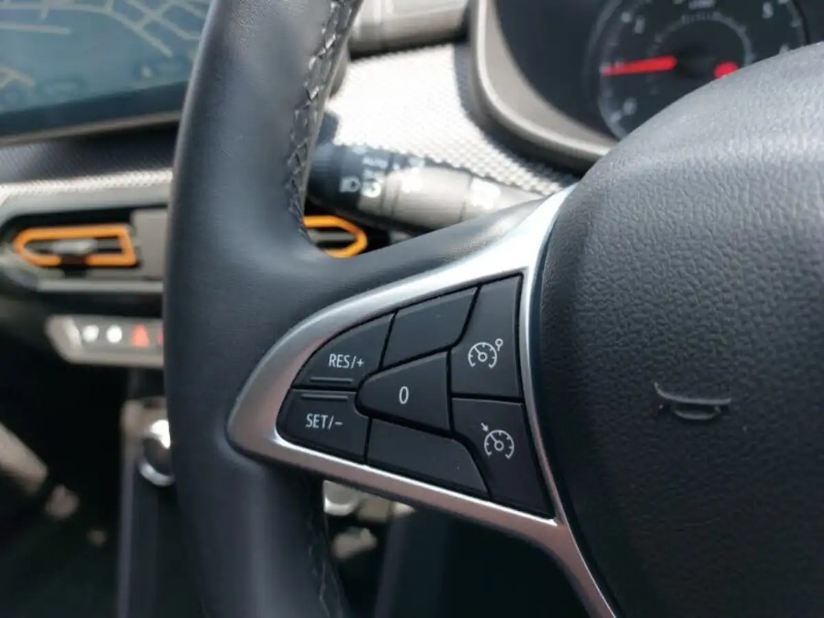 2023-dacia-sandero-stepway-10-tce-prestige-90bhp-big-15