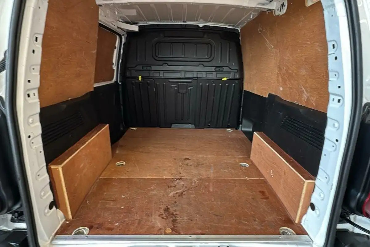 2021-citroen-berlingo-15bluehdi-1000-enterprise-100pseu6dt-e-ss-panel-big-13