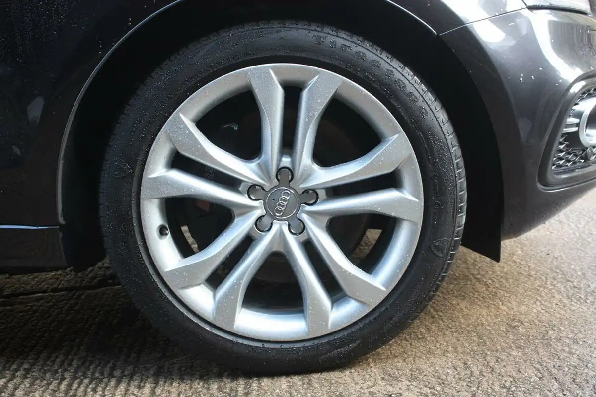 2015-audi-sq5-30-bitdi-quattro-313ps-big-4