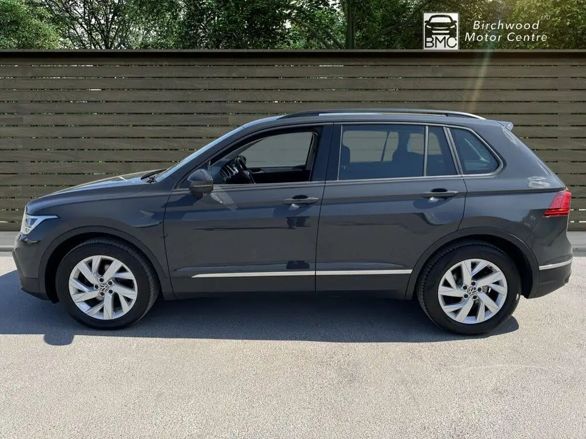 2022-volkswagen-tiguan-15-tsi-life-150ps-dsg-big-3
