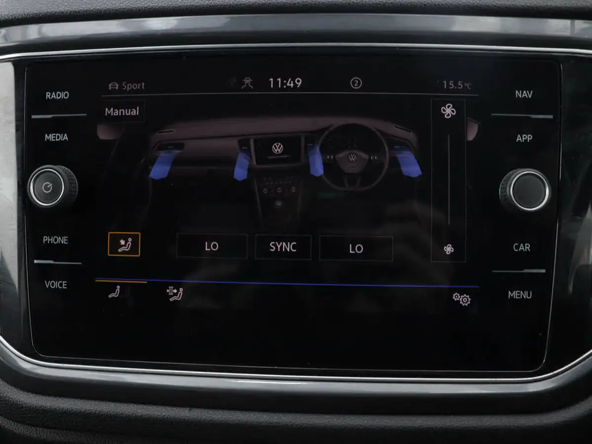 2021-volkswagen-t-roc-15-tsi-r-line-hatchback-5d-dsg-big-24