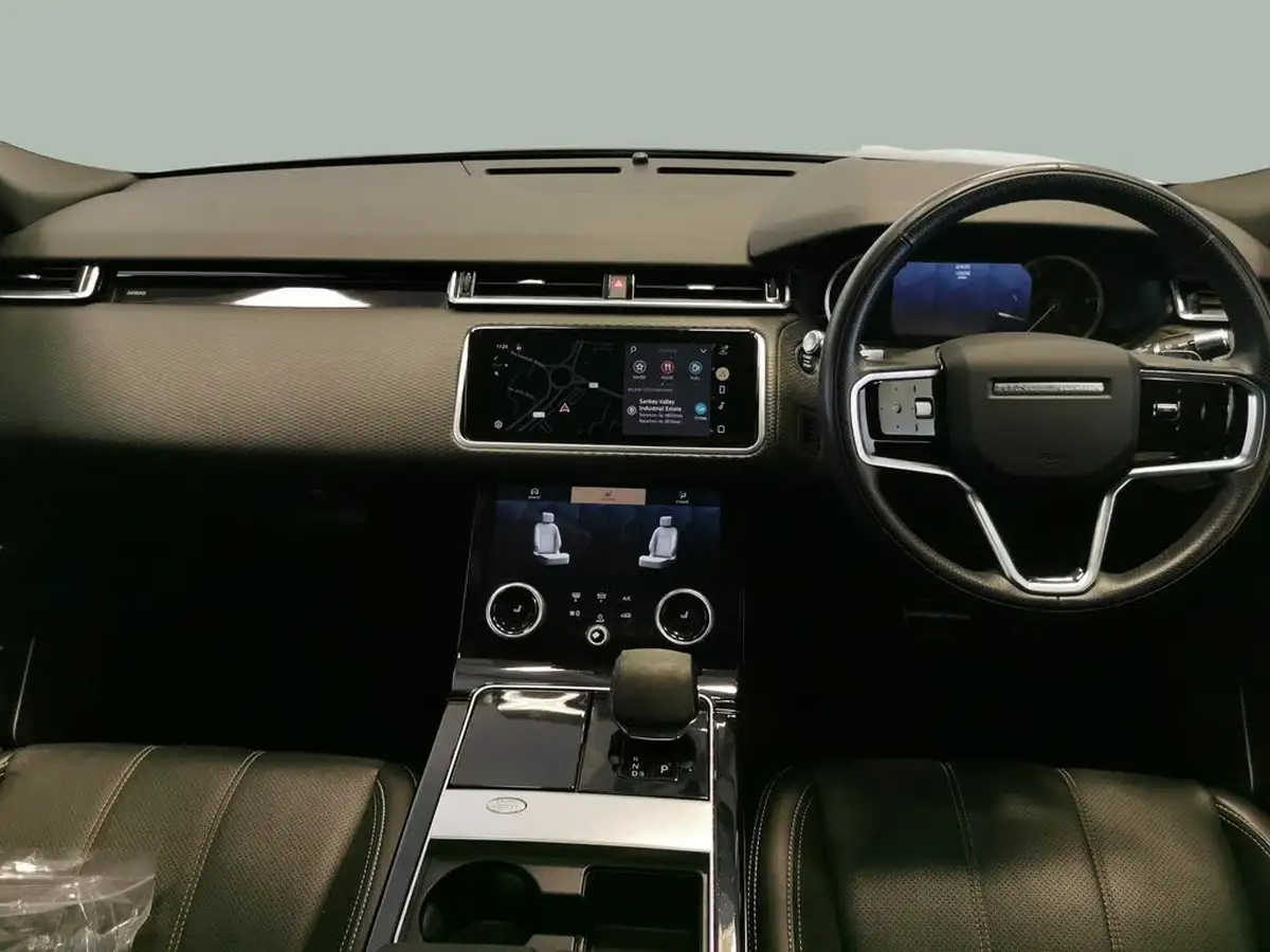 2022-land-rover-range-rover-velar-20-d200-velar-big-2