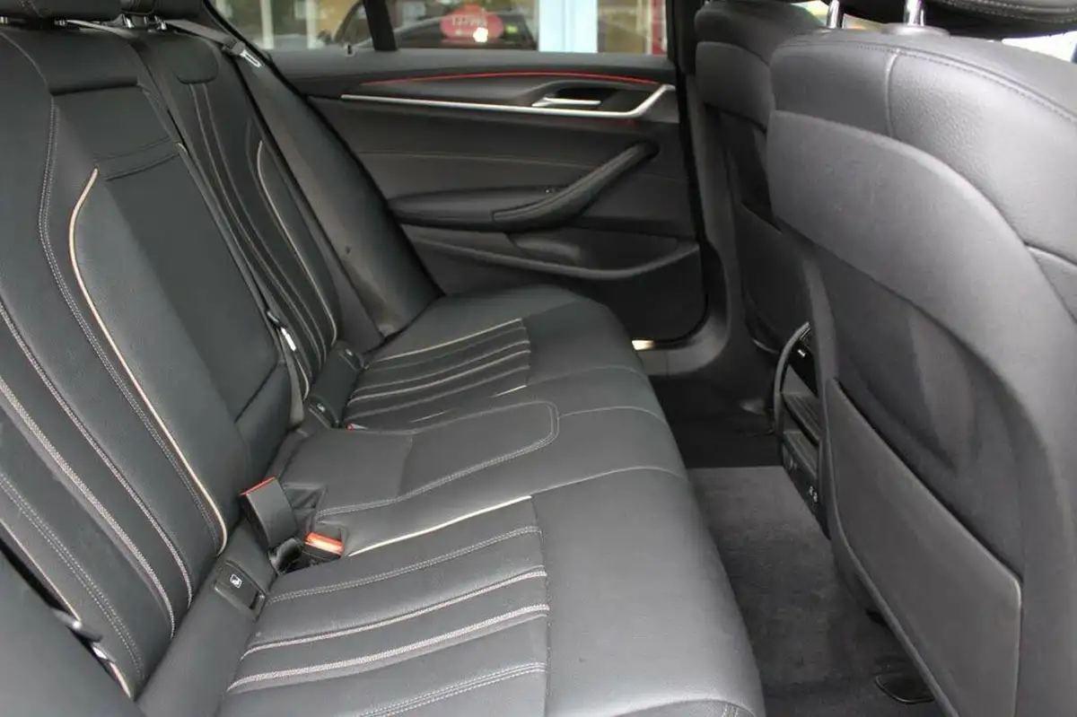 2021-bmw-5-series-20-530e-m-sport-saloon-4d-big-19