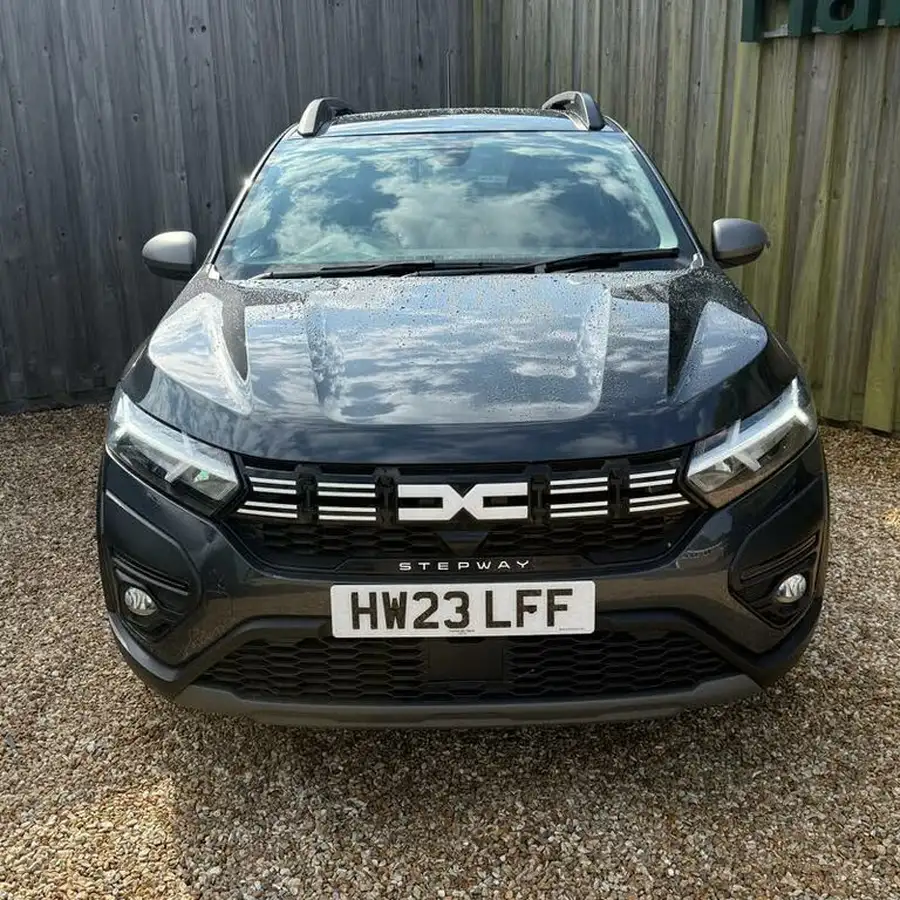 2023-dacia-sandero-stepway-10-tce-expression-90bhp-big-1
