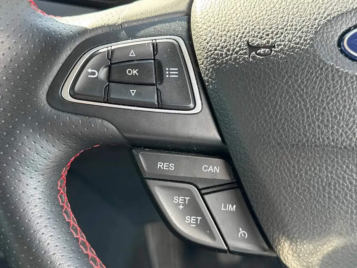 2022-ford-ecosport-10t-st-line-125ps-big-23