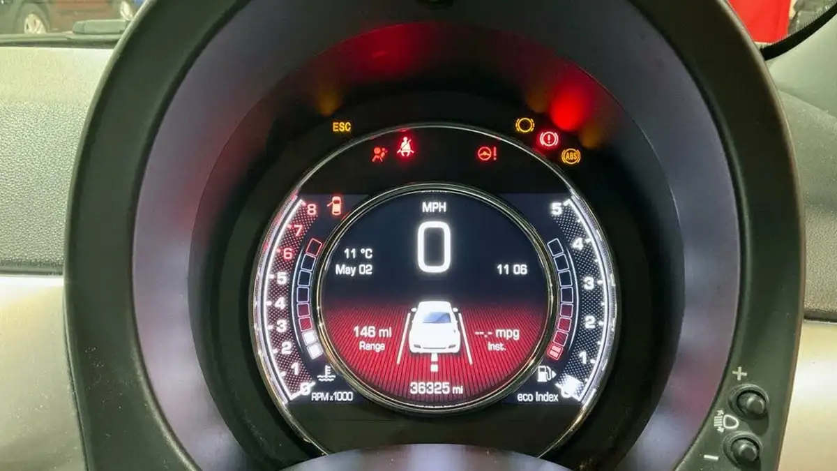 2015-fiat-500-12-s-big-5