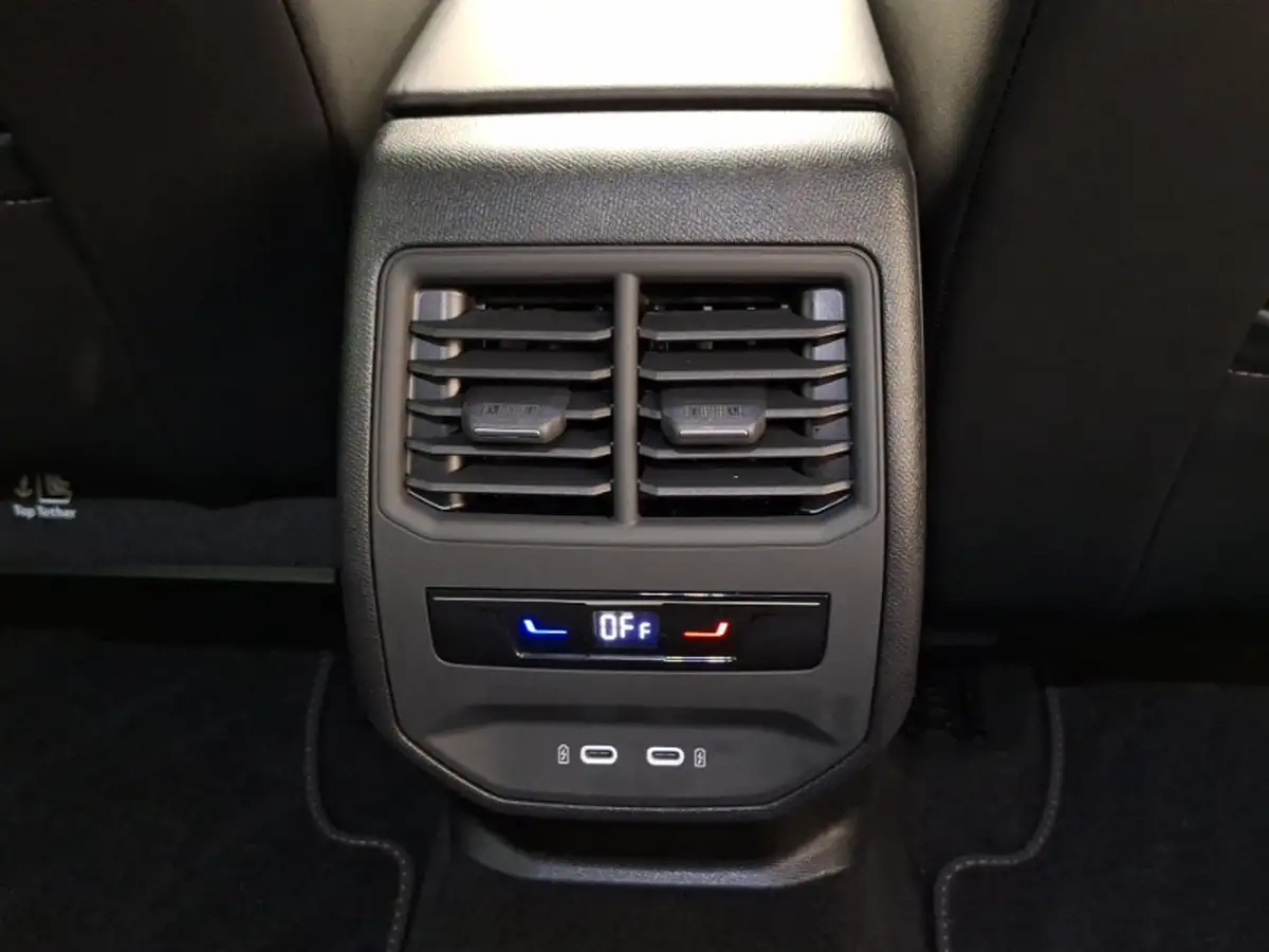 2024-cupra-formentor-15-tsi-v2-big-18