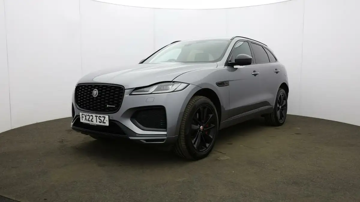 2022-jaguar-f-pace-20-p250-r-dynamic-black-big-37