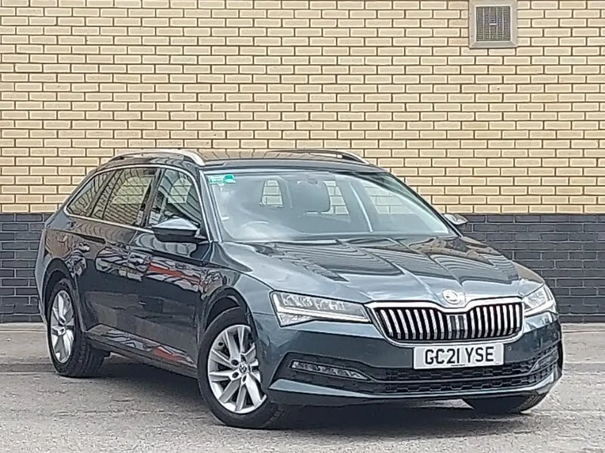 2021-skoda-superb-20tdi-se-150ps-estate-big-0