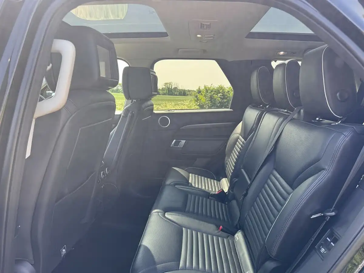 2017-land-rover-discovery-30td6-hse-luxury-big-19