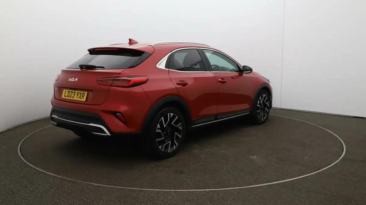 2023-kia-xceed-15-t-gdi-3-158bhp-big-52