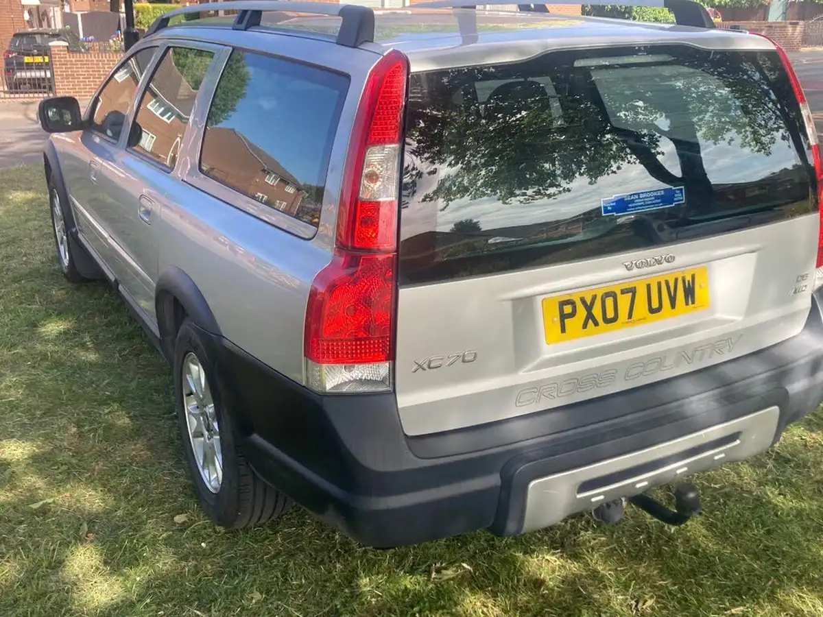 2007-volvo-xc70-24td-d5-se-185-bhp-big-3