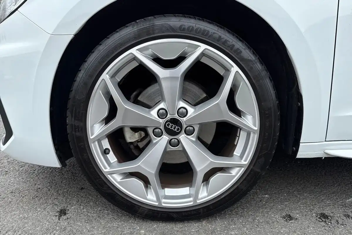 2023-audi-a1-10-30-tfsi-s-line-big-23