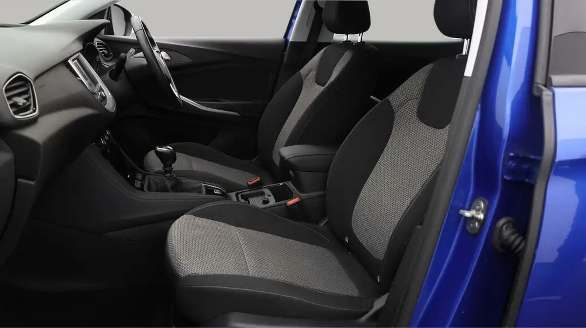 2020-vauxhall-grandland-x-15td-se-big-13
