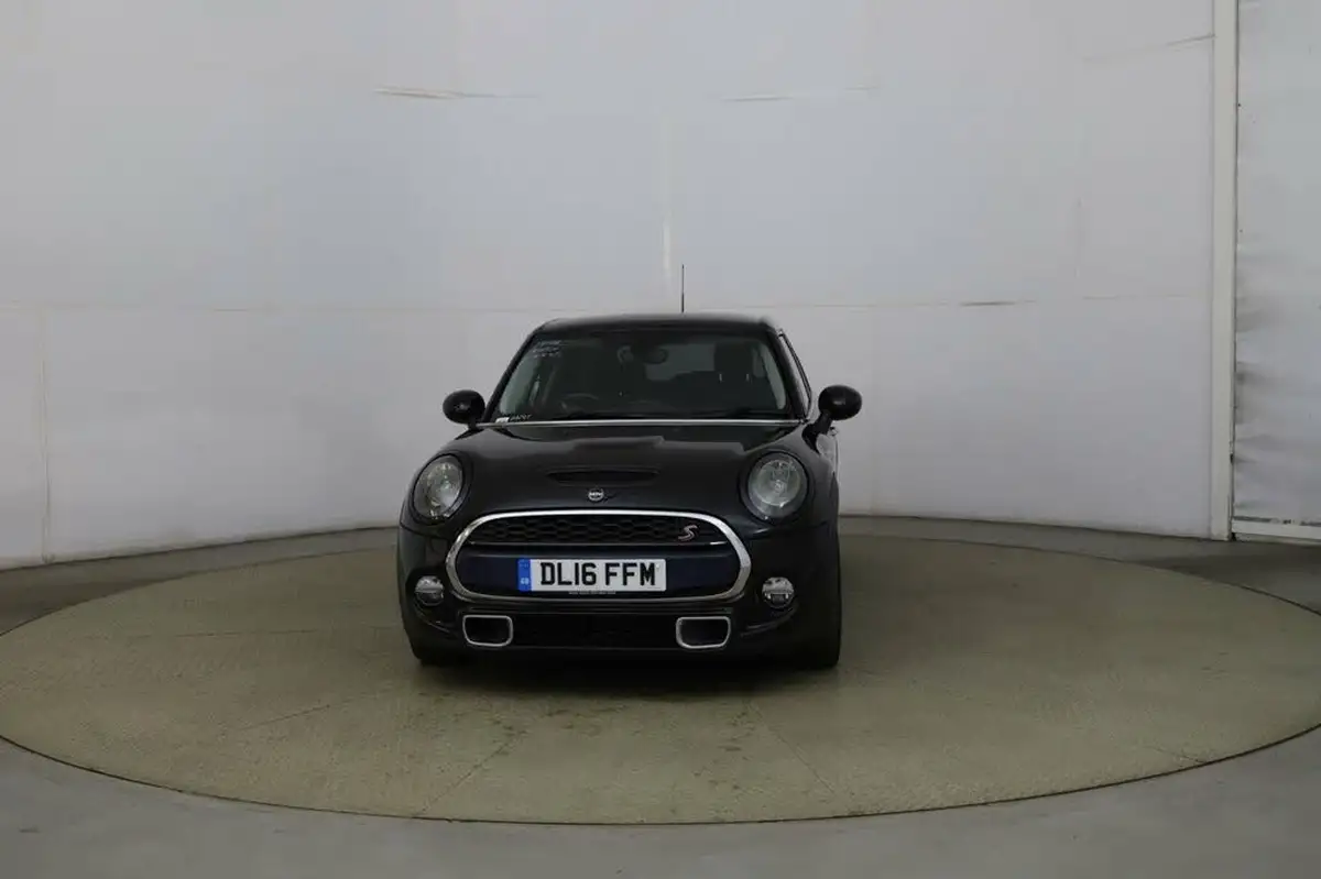 2016-mini-cooper-20-cooper-s-ss-hatchback-5d-big-0