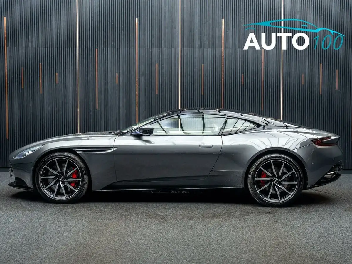 2016-aston-martin-db11-52-v12-launch-edition-big-14