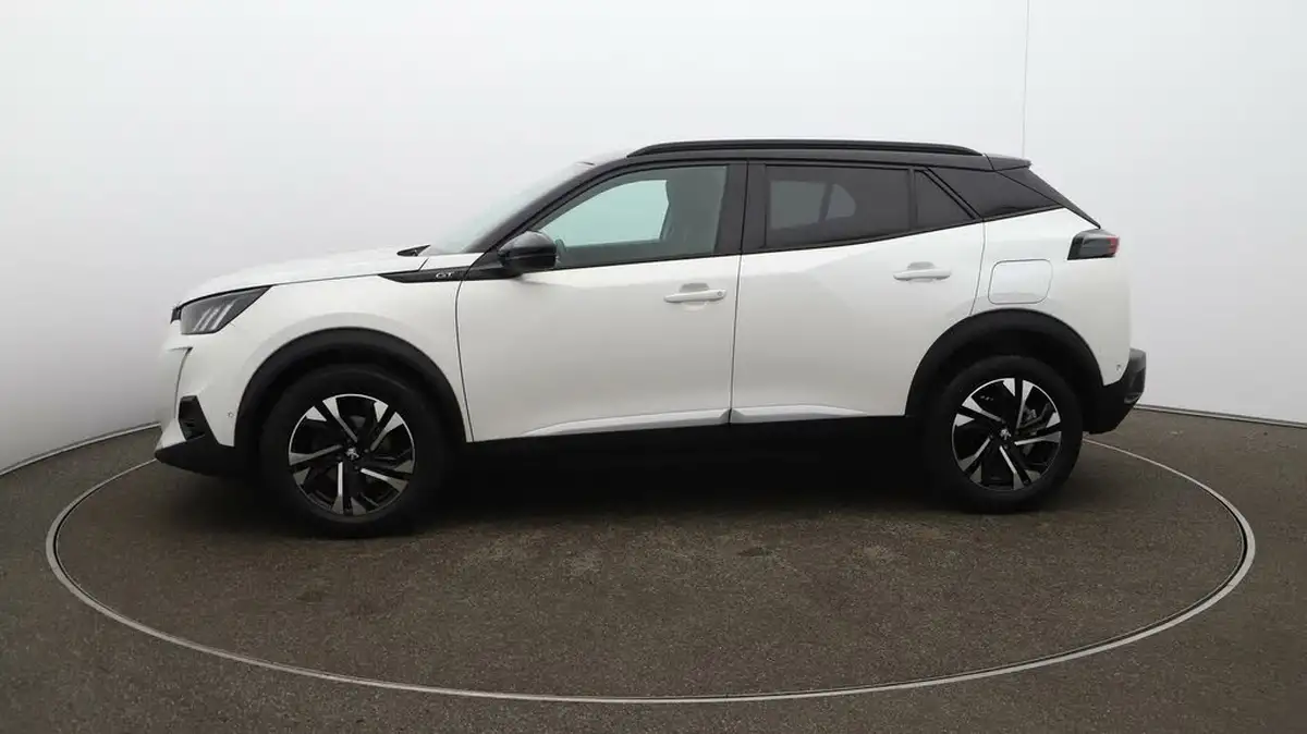 2022-peugeot-2008-suv-12-puretech-gt-big-62