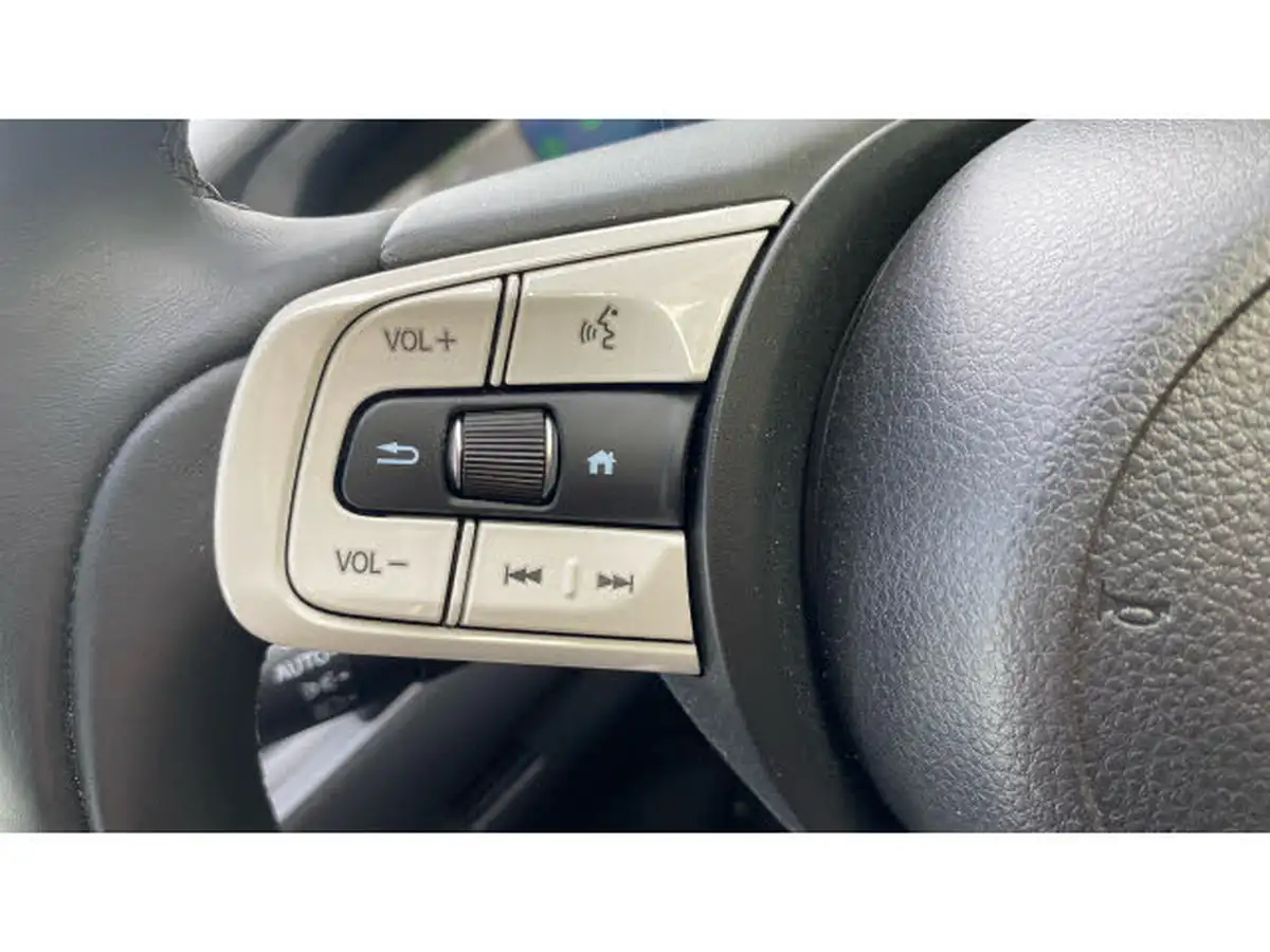 2024-honda-jazz-15-i-mmd-advance-big-24