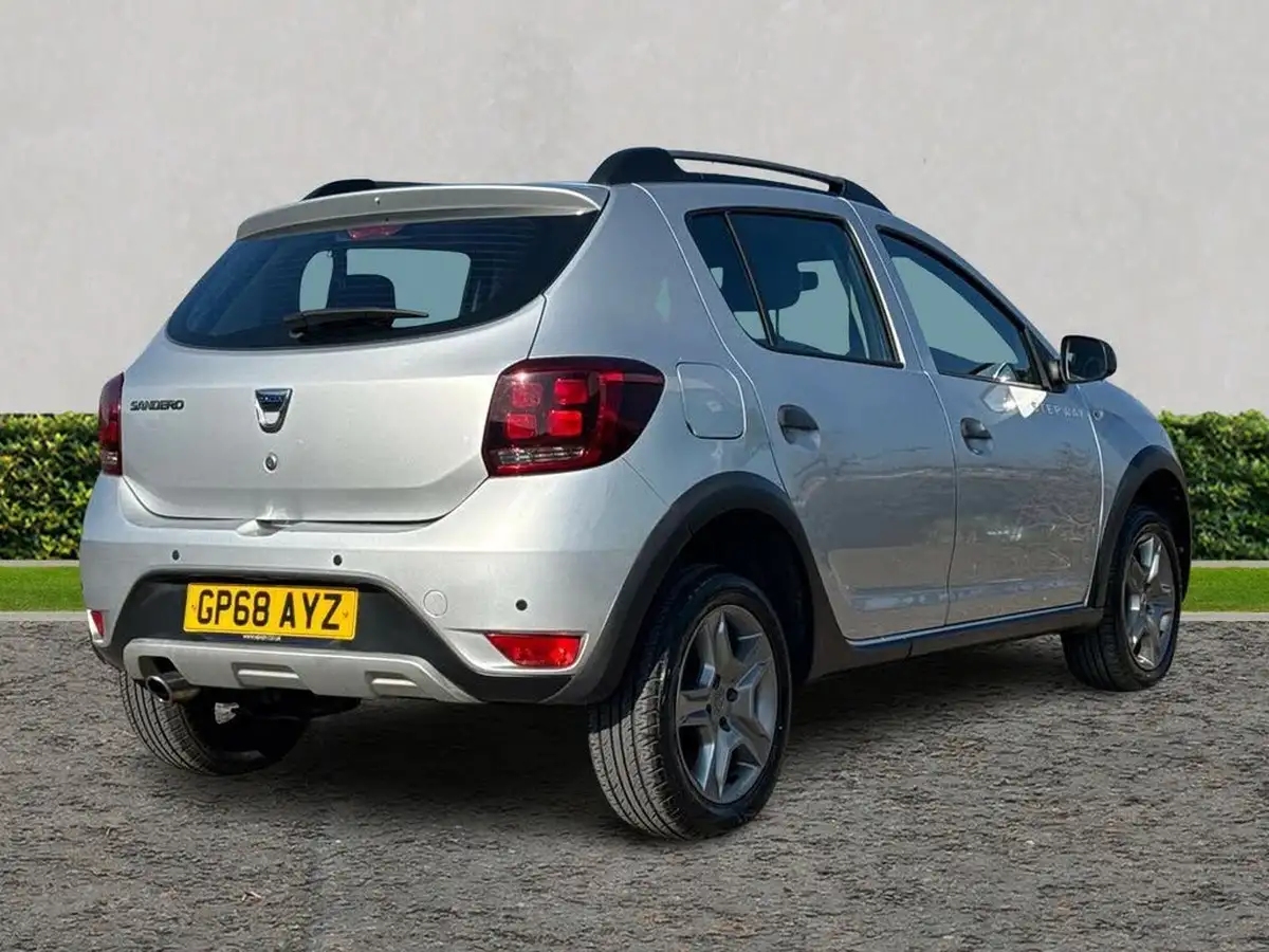 2019-dacia-sandero-stepway-09-tce-essential-big-2