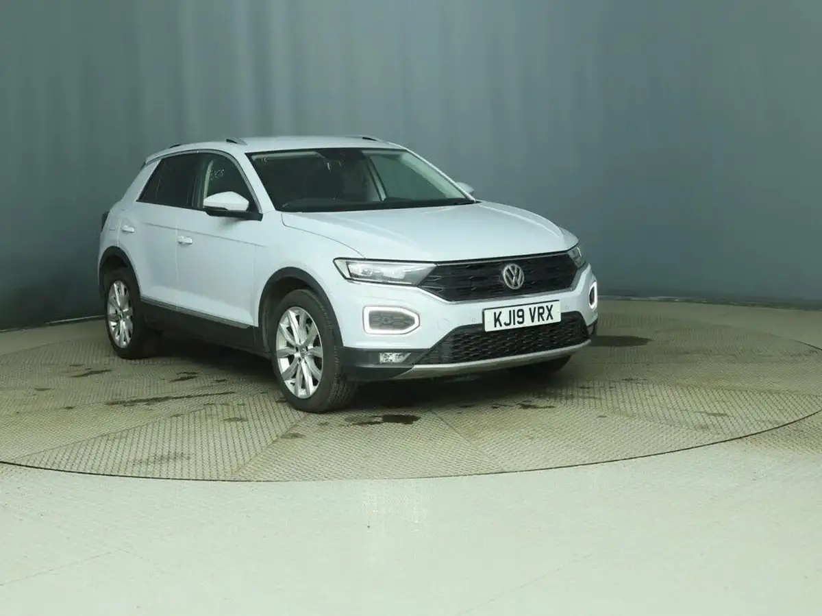 2019-volkswagen-t-roc-20tdi-sel-dsg-big-0