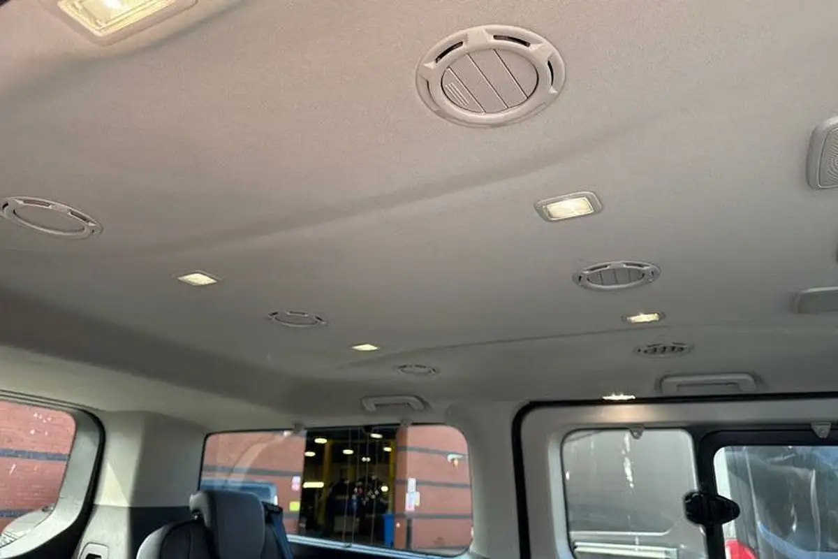 2023-ford-tourneo-custom-big-28