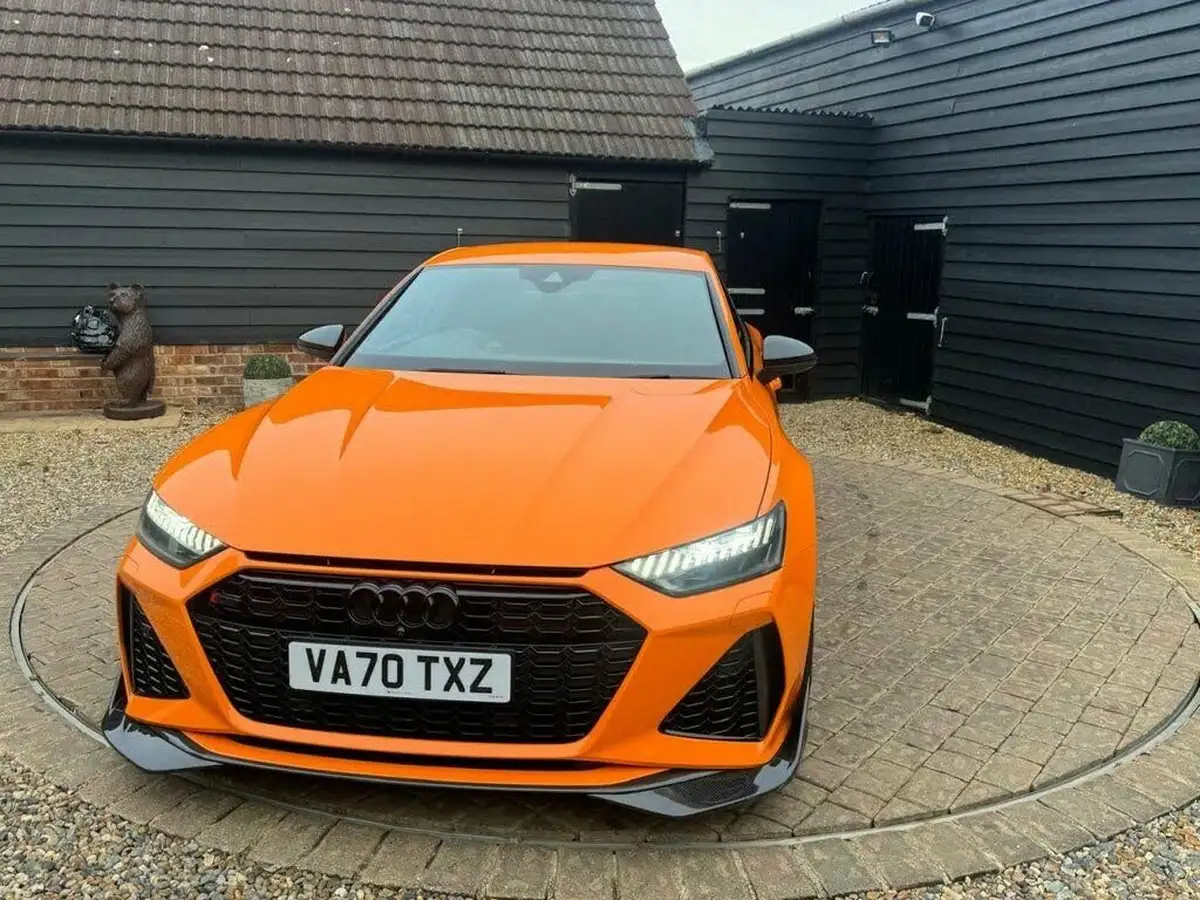 2020-audi-rs7-40-tfsi-carbon-black-big-33