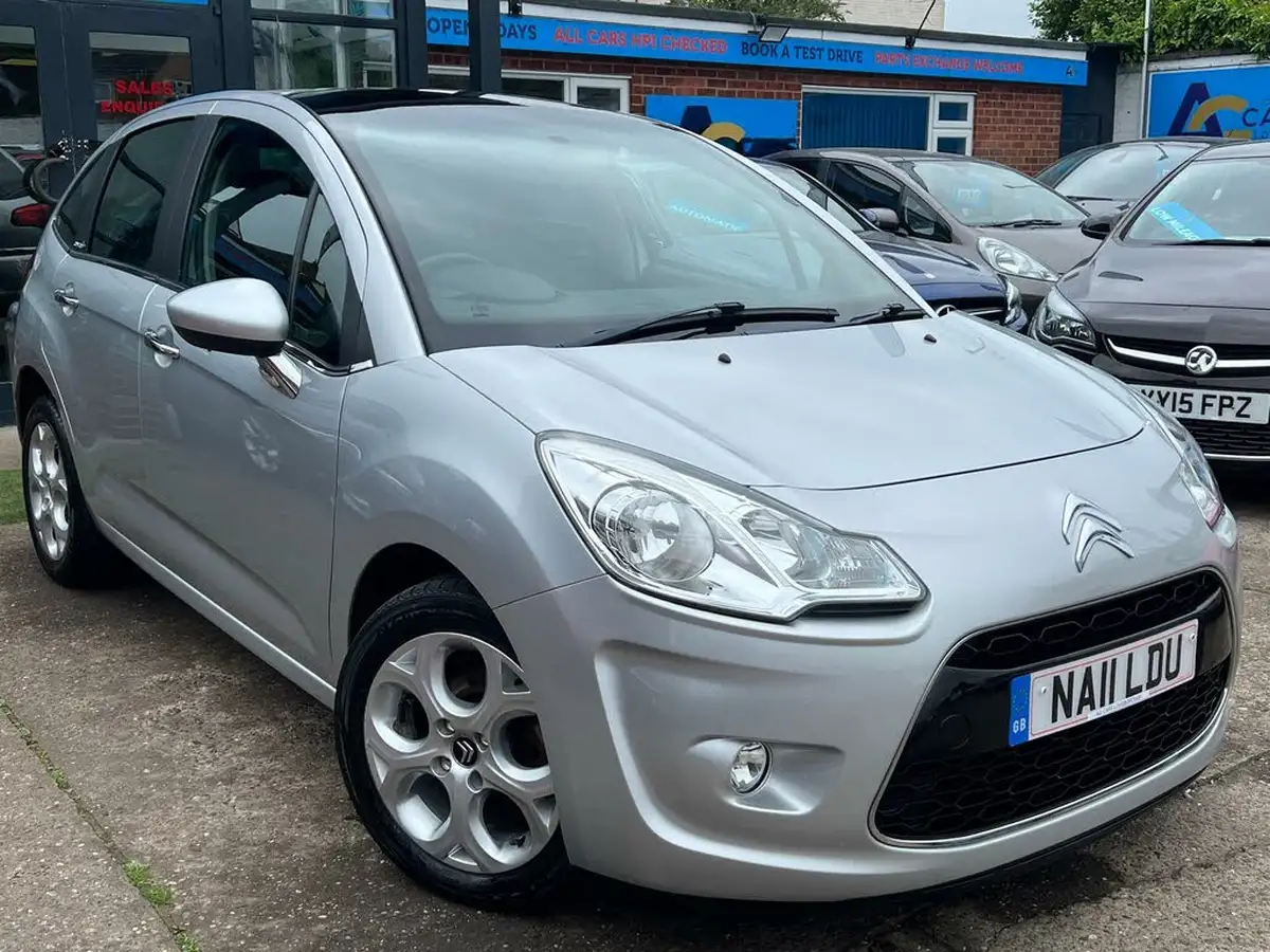 2011-citroen-c3-14-connexion-big-0